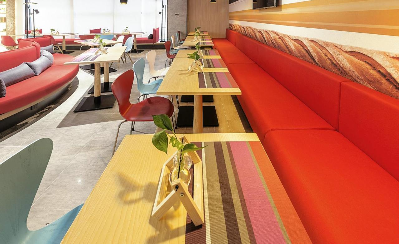 Ibis Zhengzhou Longhai Road Eksteriør billede